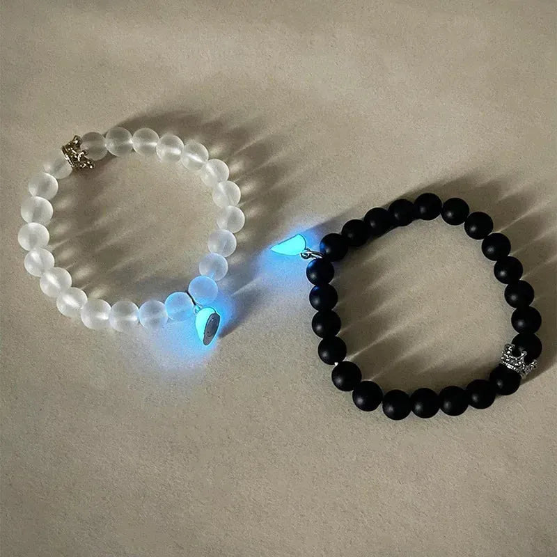 Fashion Jewelry 2pcs Handmade Crown Beaded Charms Bracelet Luminou Heart Glow In The Dark Couple Bracelet For Lover Men Women Fluorescent Gift - Bellarte Enchanté Fashion Jewelry 2pcs Handmade Crown Beaded Charms Bracelet Luminou Heart Glow In The Dark Couple Bracelet For Lover Men Women Fluorescent Gift